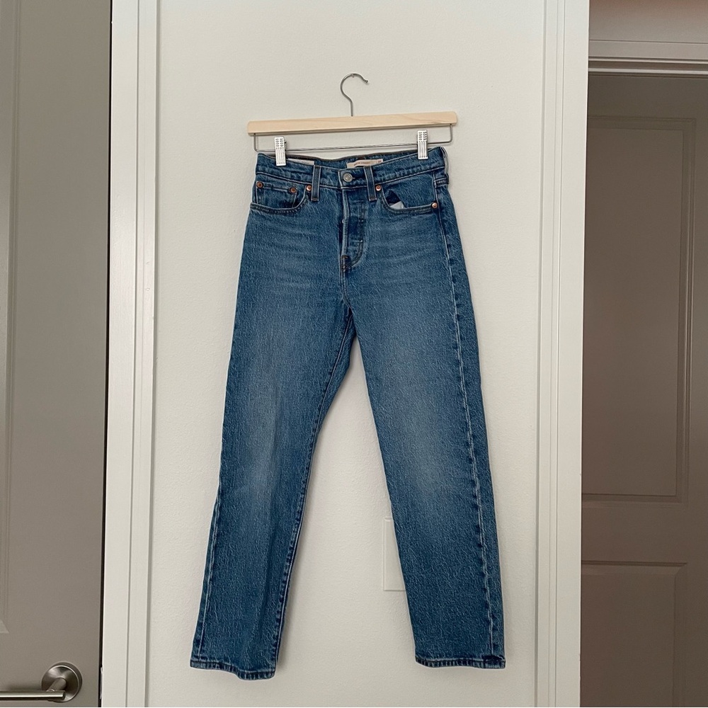 Levi’s Wedgie Straight Jeans